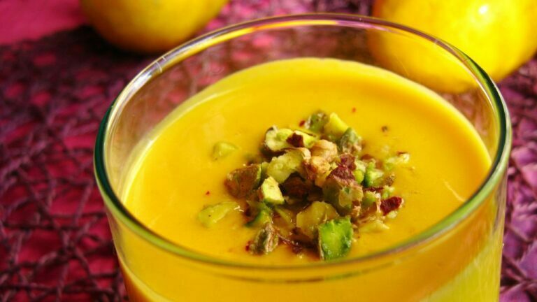 আমের লস্যি রেসিপি-Mango Lassi Recipe in Bengali