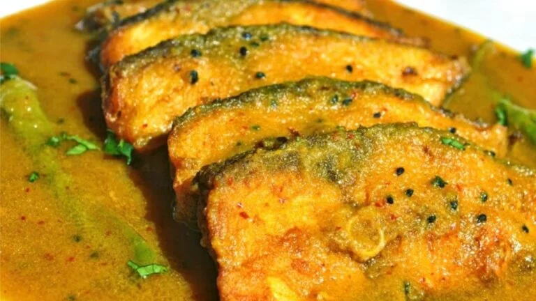 ইলিশ মাছের ঝোল-Hilsha Fish Curry Recipe in Bengali